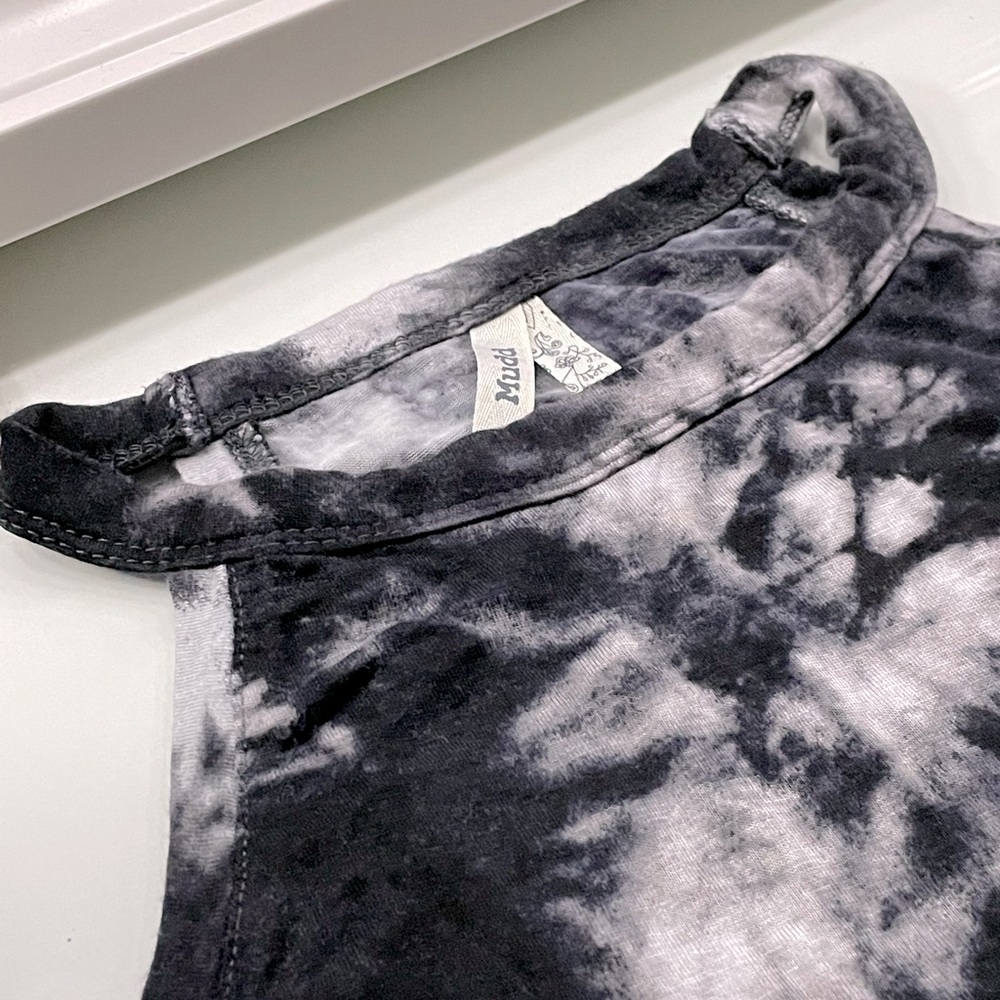 Tank Top from Mudd. Black and white.